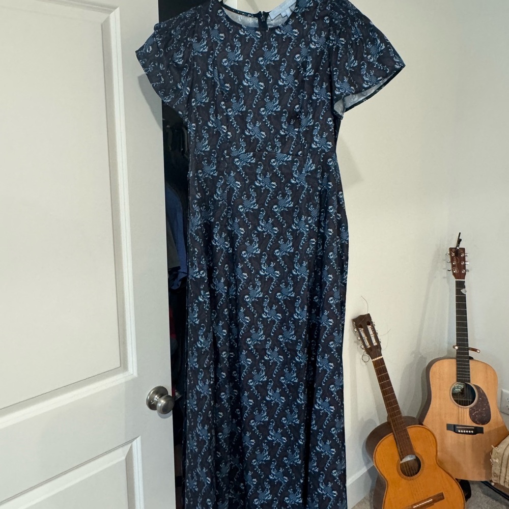 Hill House The Dominique Dress in Navy Cala Paisley